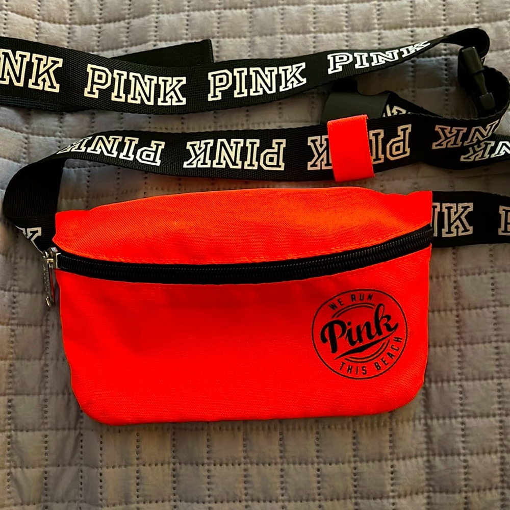 VS PINK Fanny Pack